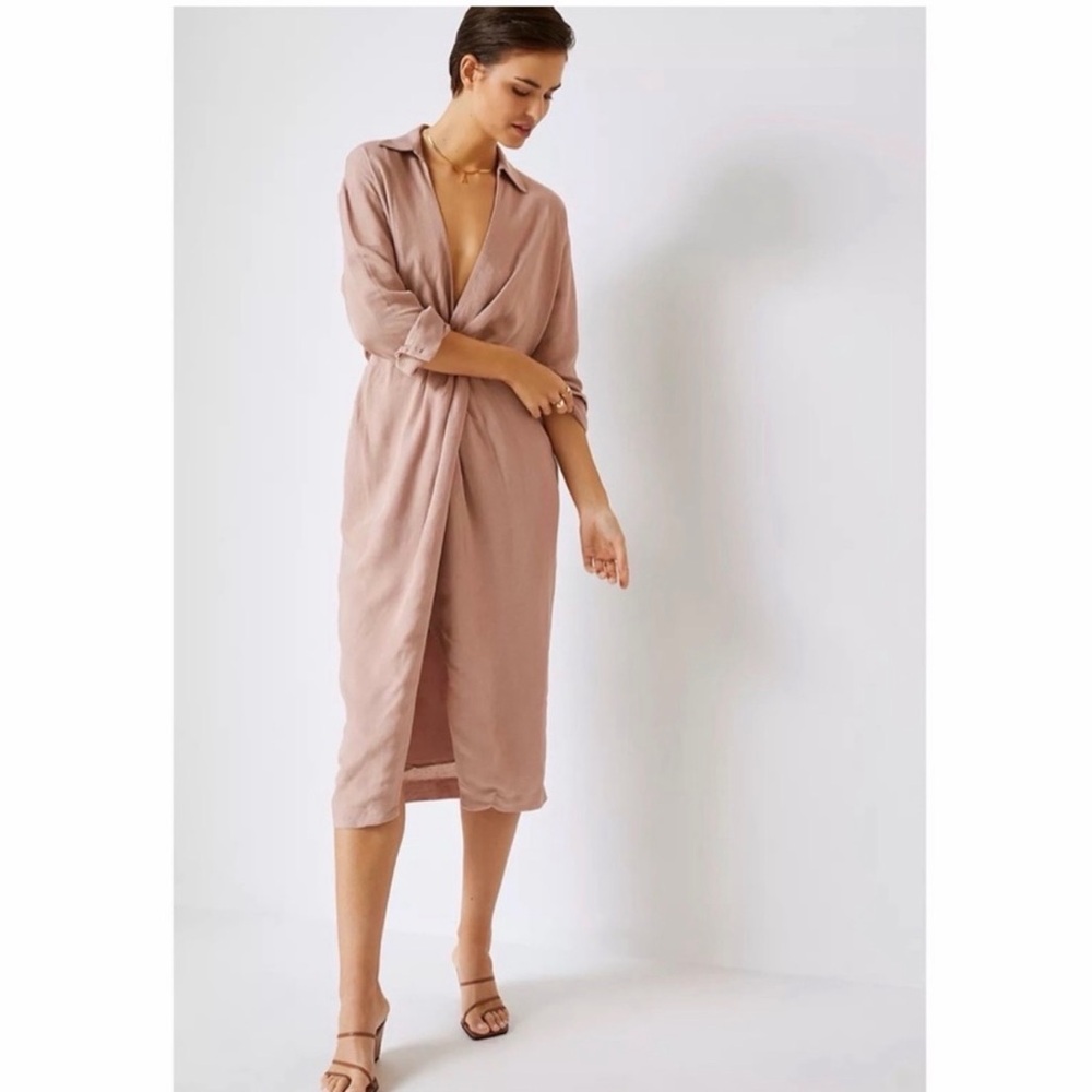 Anthropologie Women's V-Neck Knot Front Midi Dress in Pink / Rose NWT